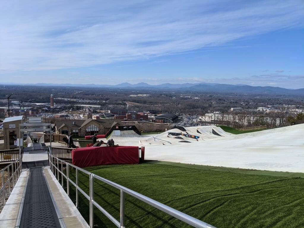 Liberty Mountain Snowflex Centre LYH Lynchburg Tourism