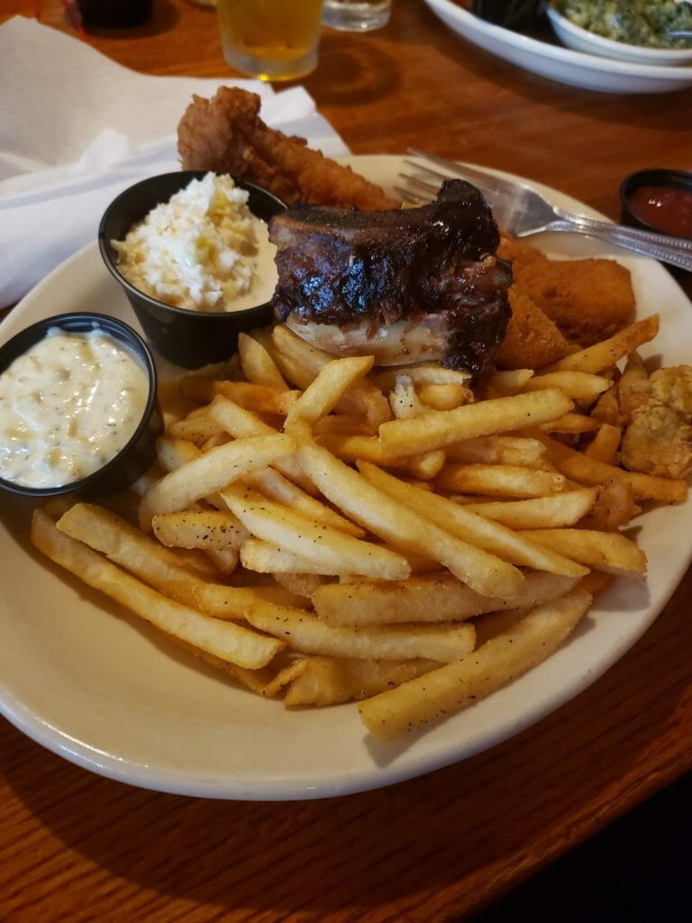 Shakers Restaurant LYH Lynchburg Tourism