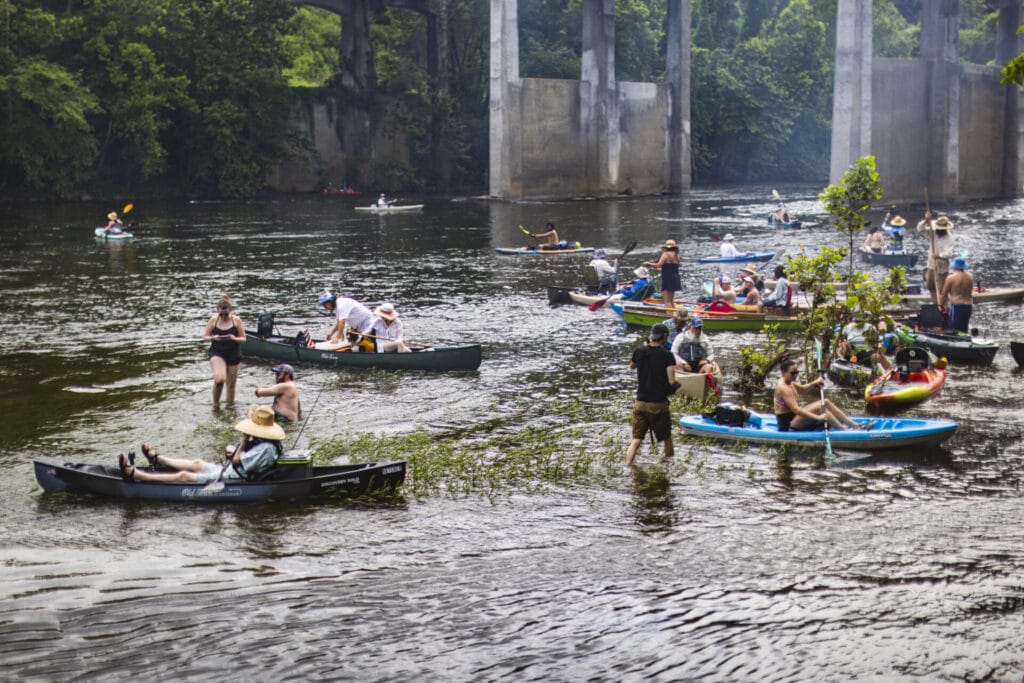 People floating the James River in kayaks
