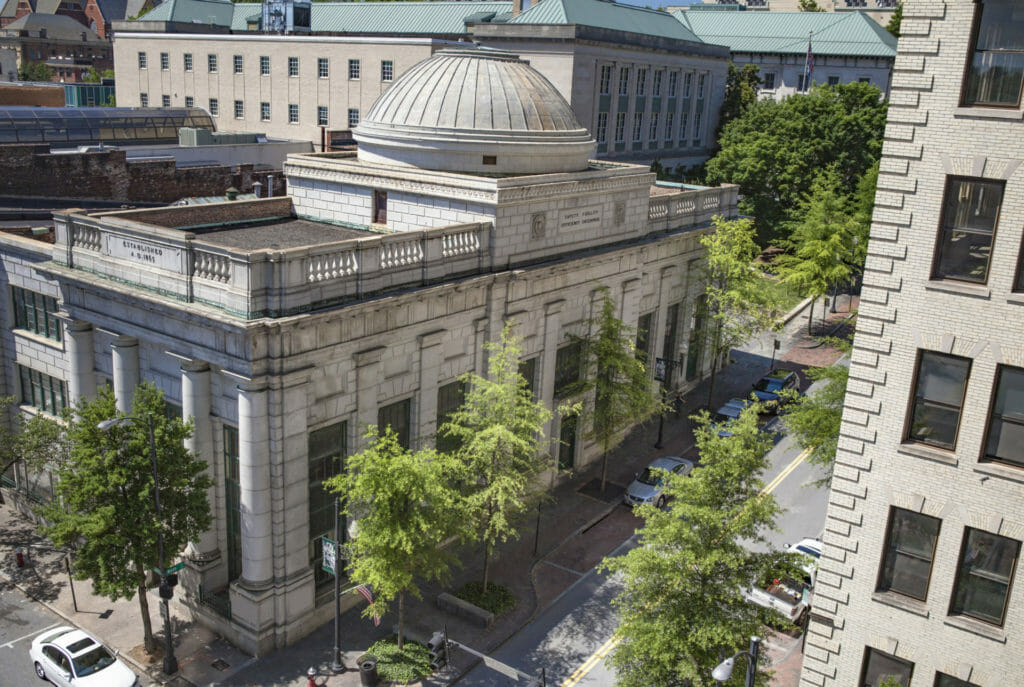 Bank building in Lynchburg, Virginia