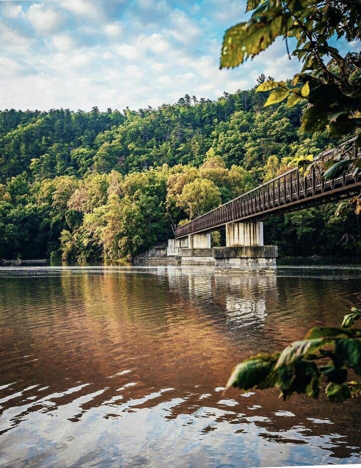 Foot bridge 