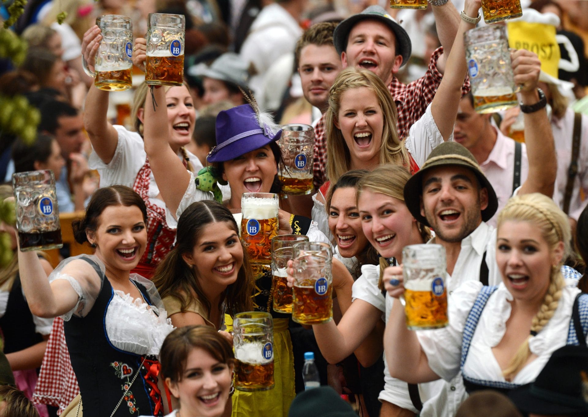 Sober October vs Oktoberfest: Drinking Culture at University and